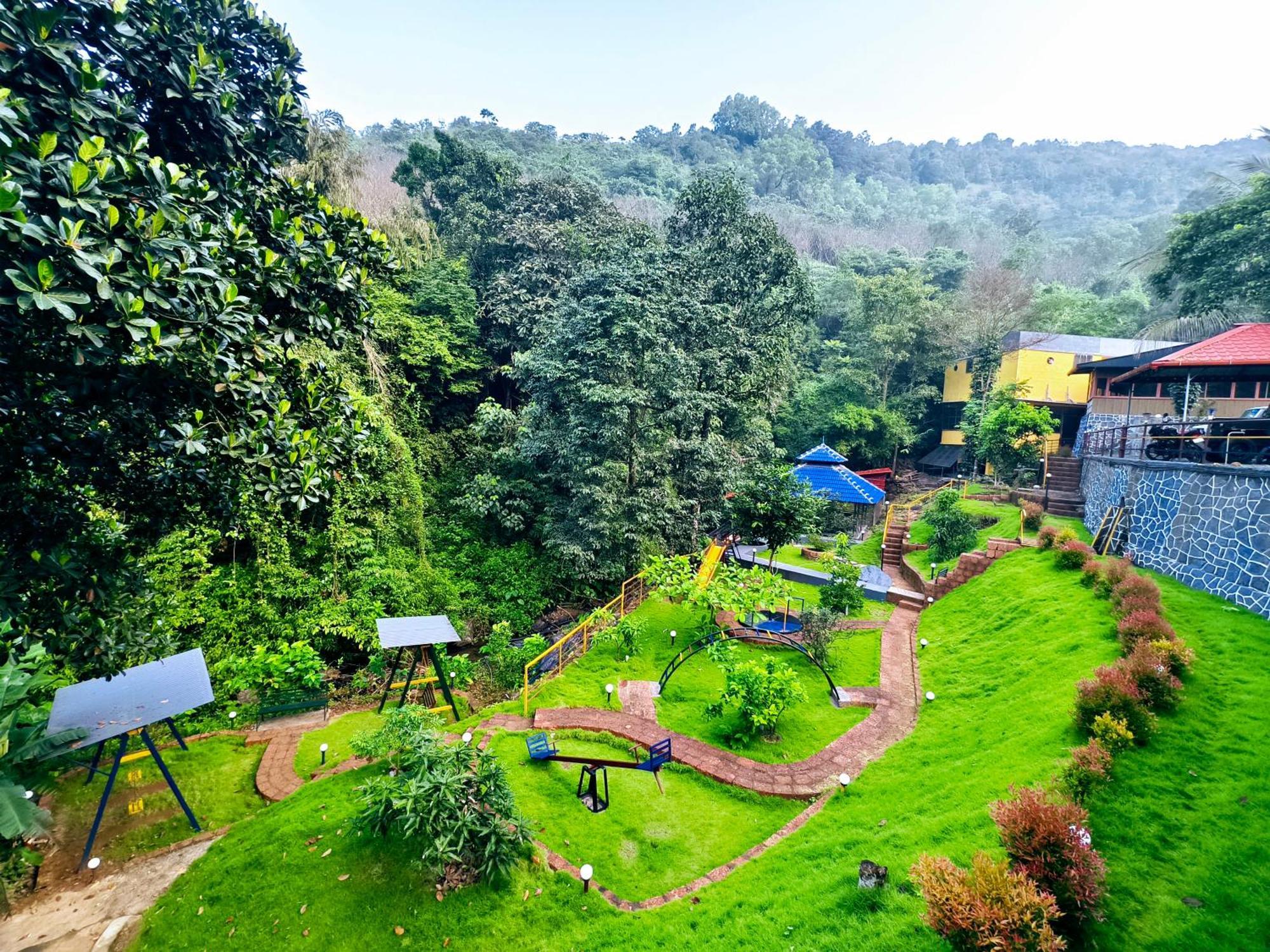 Forest And River Edge Resort Kannur Ngoại thất bức ảnh