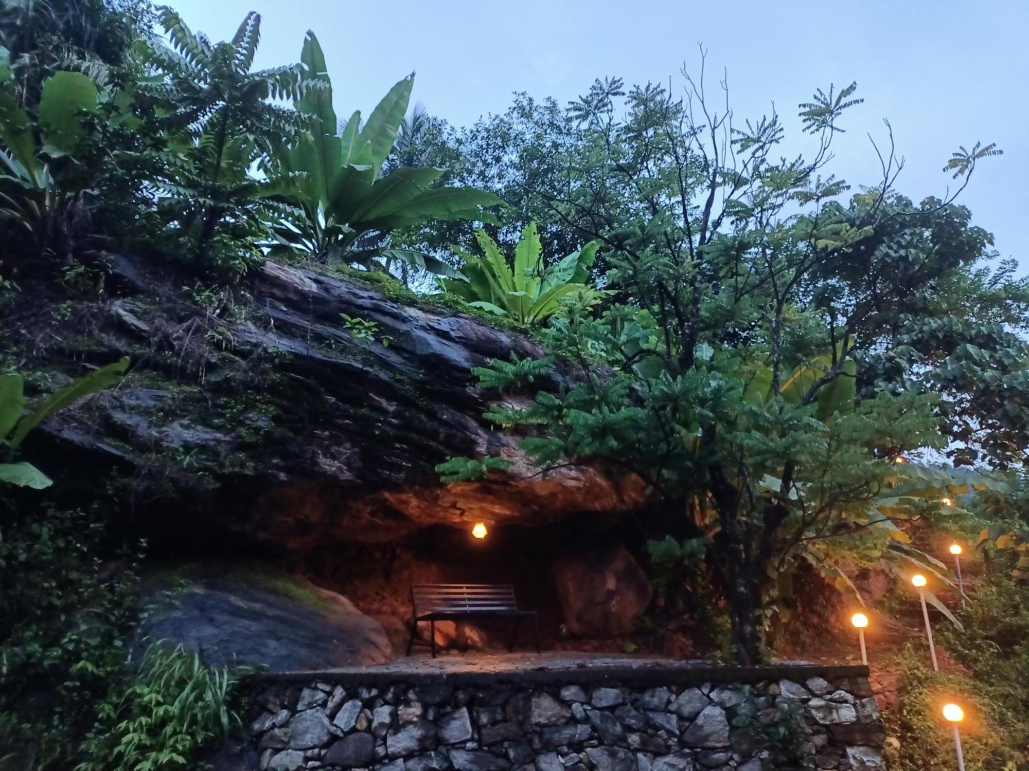 Forest And River Edge Resort Kannur Ngoại thất bức ảnh